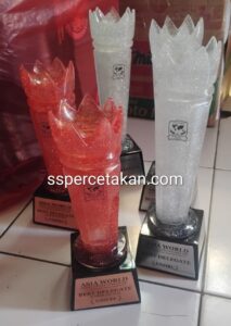 plakat resin jakarta