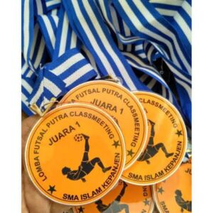 jasa pembuatan mendali akrilik jakrta